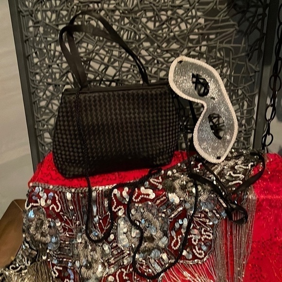 Valerie Stevens Handbags - 𝅺VALARIE Stevens Black Bag
